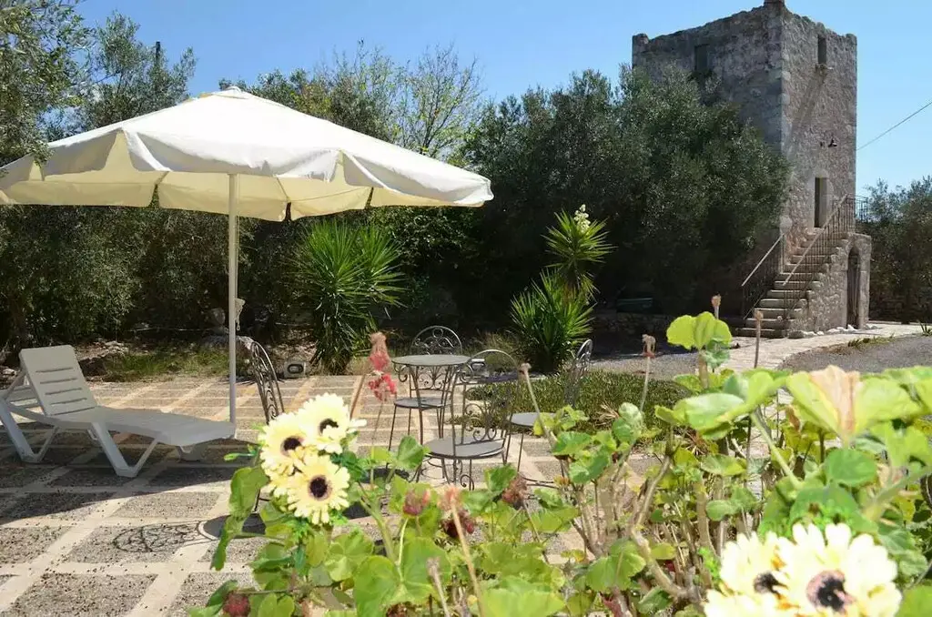 Building Of 120 M² In Peloponnese