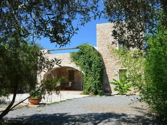 Building Of 120 M² In Peloponnese