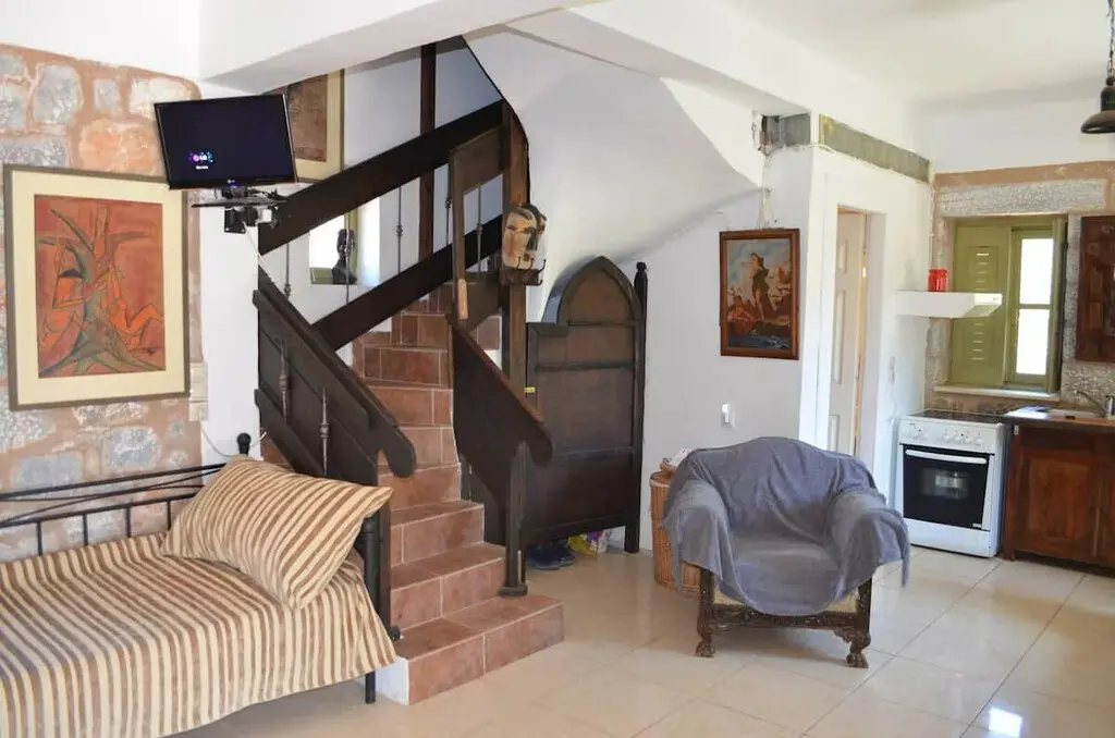 Building Of 120 M² In Peloponnese