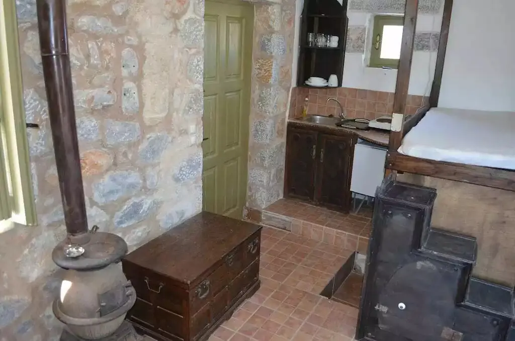 Building Of 120 M² In Peloponnese