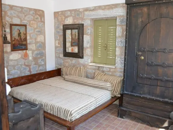 Building Of 120 M² In Peloponnese
