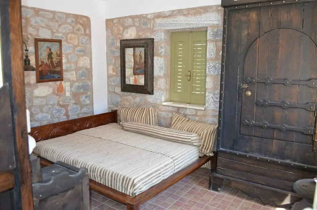 Building Of 120 M² In Peloponnese
