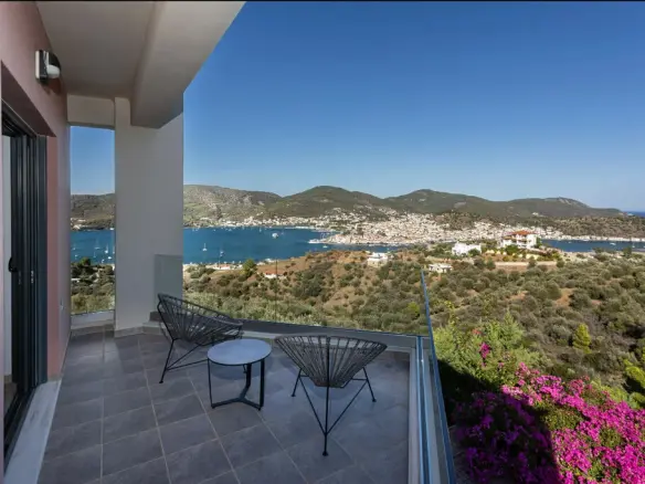 Villa Of 450 M² With Sea View In Ermionida