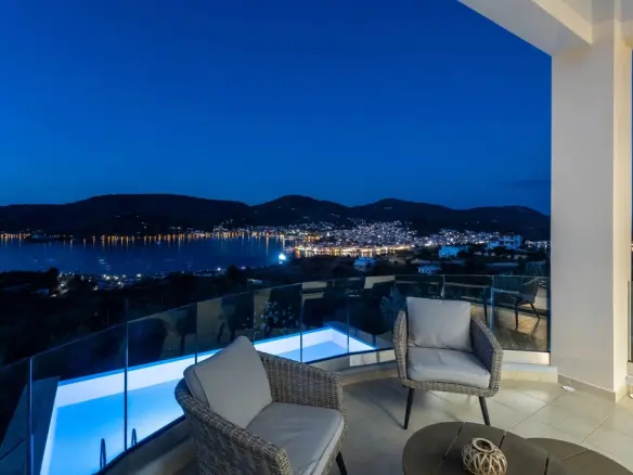 Villa Of 450 M² With Sea View In Ermionida