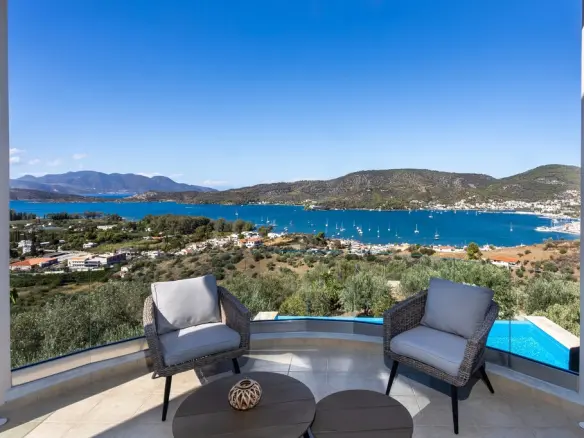 Villa Of 450 M² With Sea View In Ermionida