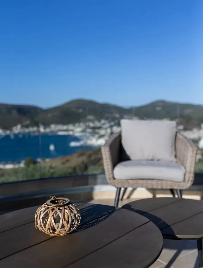Villa Of 450 M² With Sea View In Ermionida