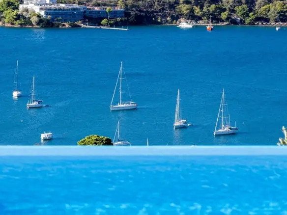 Villa Of 450 M² With Sea View In Ermionida