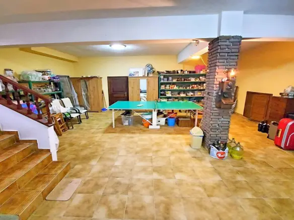 Villa Of 327 M² In Thessaloniki
