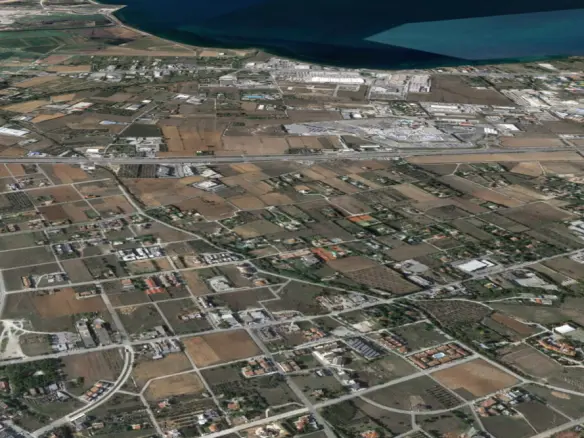 Land Of 2000 M² In The Suburbs Of Thessaloniki