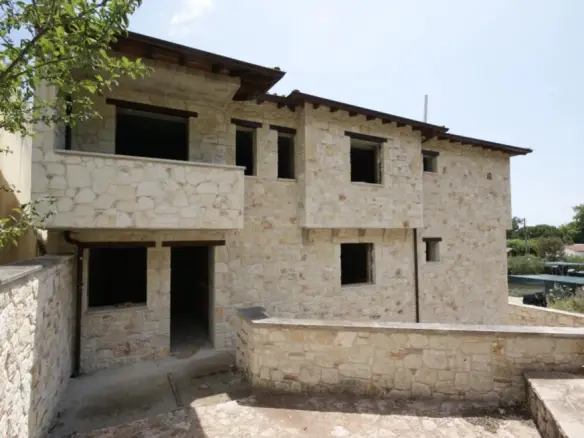 Building Of 380 M² In Sithonia, Chalkidiki