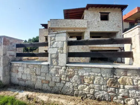 Building Of 380 M² In Sithonia, Chalkidiki