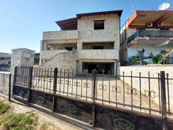 Building Of 380 M² In Sithonia, Chalkidiki