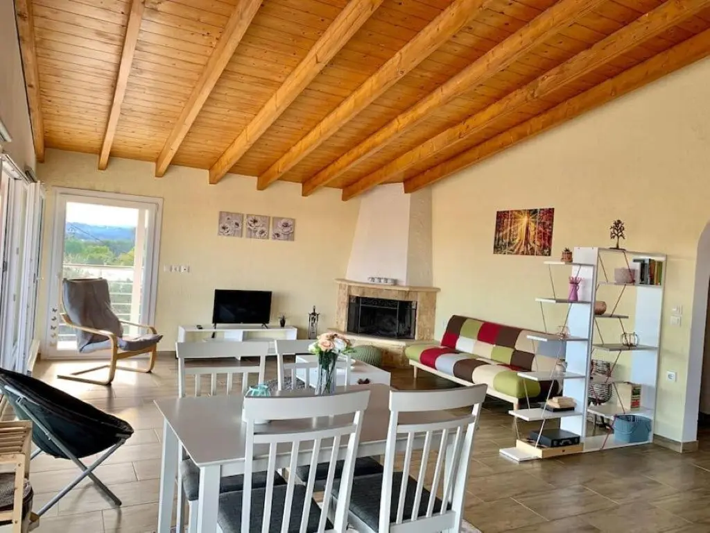 Flat Of 100 M² In Corfu