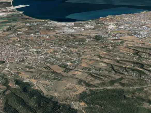 Land Of 8248 M² In The Suburbs Of Thessaloniki