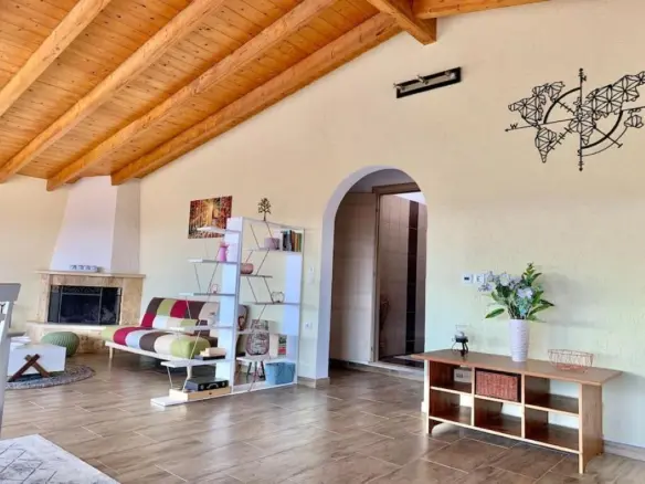 Flat Of 100 M² In Corfu
