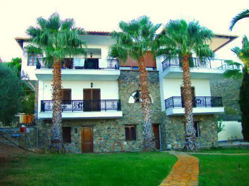 Villa Of 1000 M² In Athos, Chalkidiki