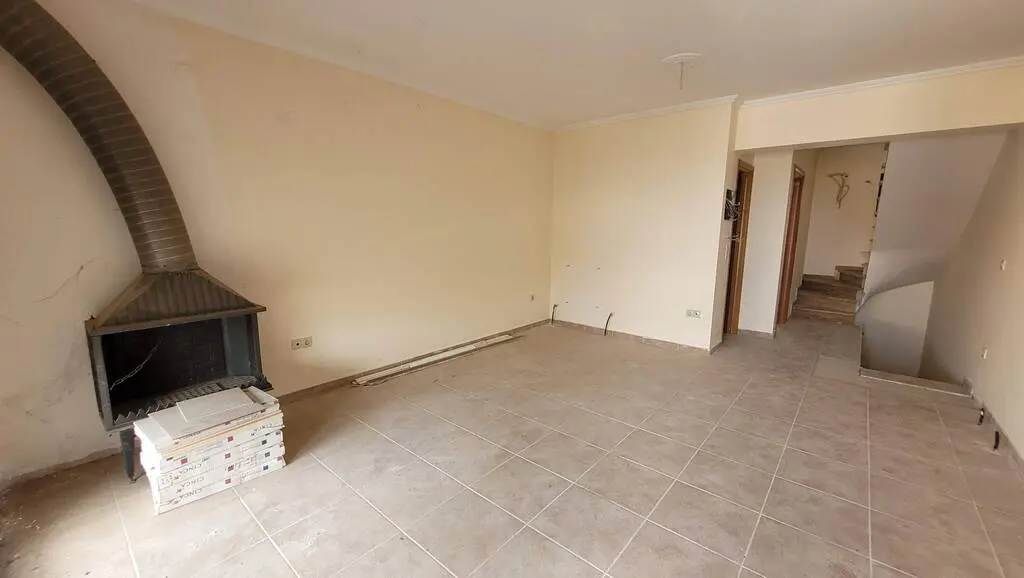 Maisonette Of 140 M² In The Suburbs Of Thessaloniki