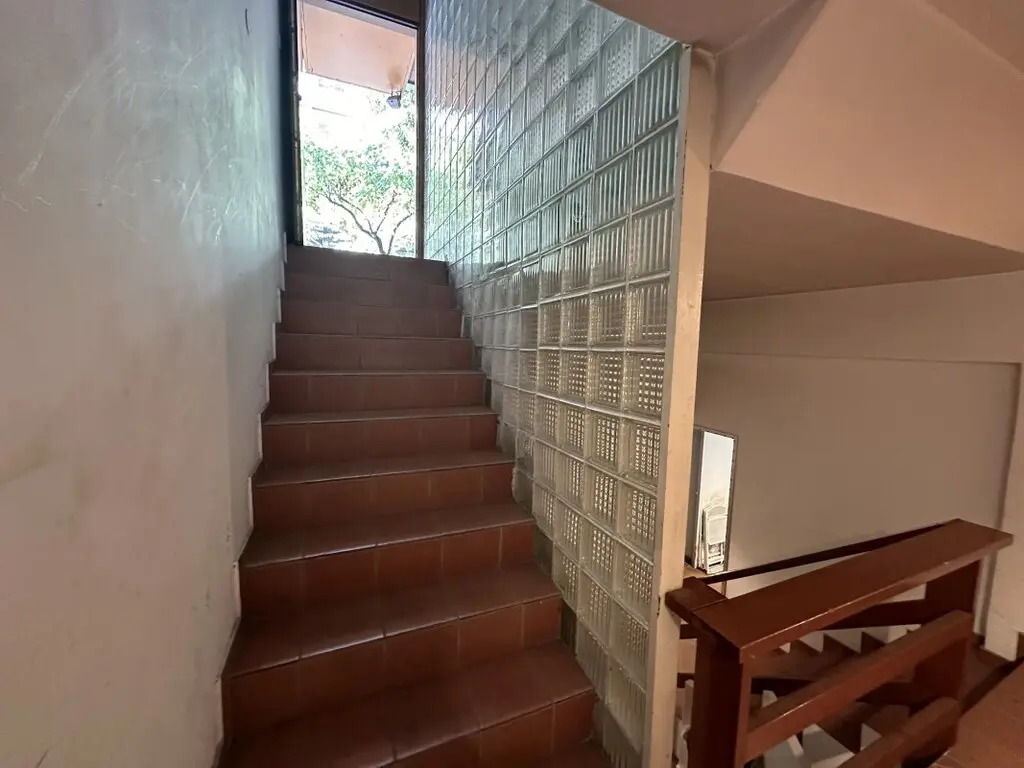 Commercial Property Of 193 M² In Thessaloniki