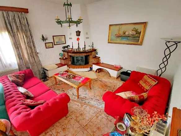 Villa Of 327 M² In Thessaloniki