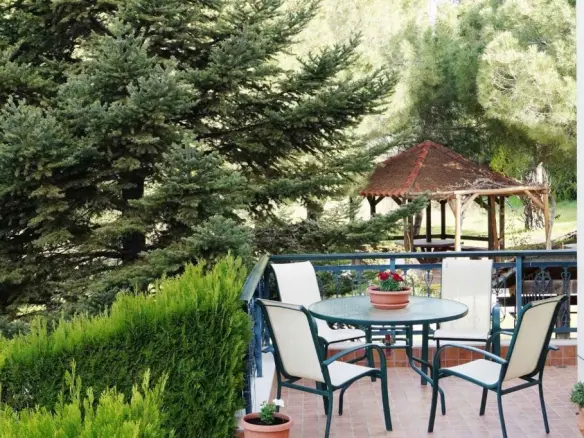 Villa Of 327 M² In Thessaloniki