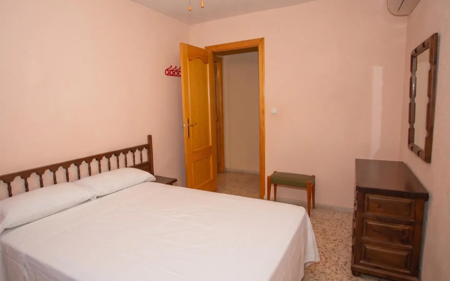 2-bedroom Apartment In Benidorm, Spain (76 M²)