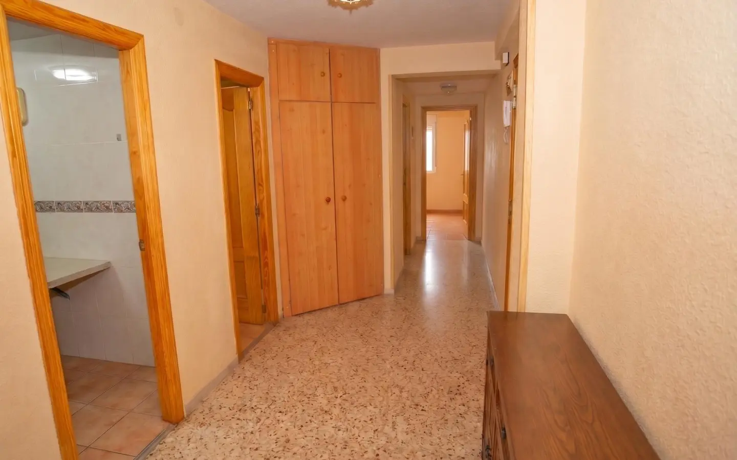 2-bedroom Apartment In Benidorm, Spain (76 M²)