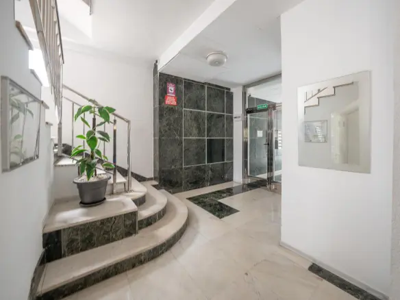2-bedroom Apartment In Benidorm, Spain (76 M²)