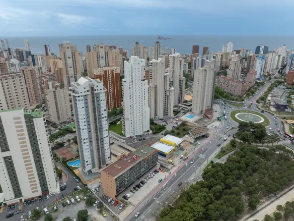 2-bedroom Apartment In Benidorm, Spain (76 M²)