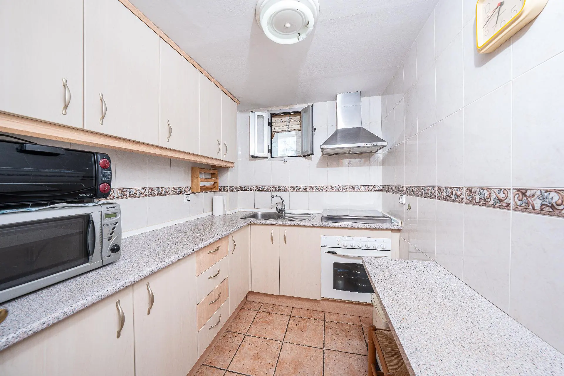Apartment Of 80 M² In Benidorm, Spain