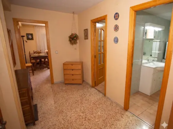 2-bedroom Apartment In Benidorm, Spain (76 M²)