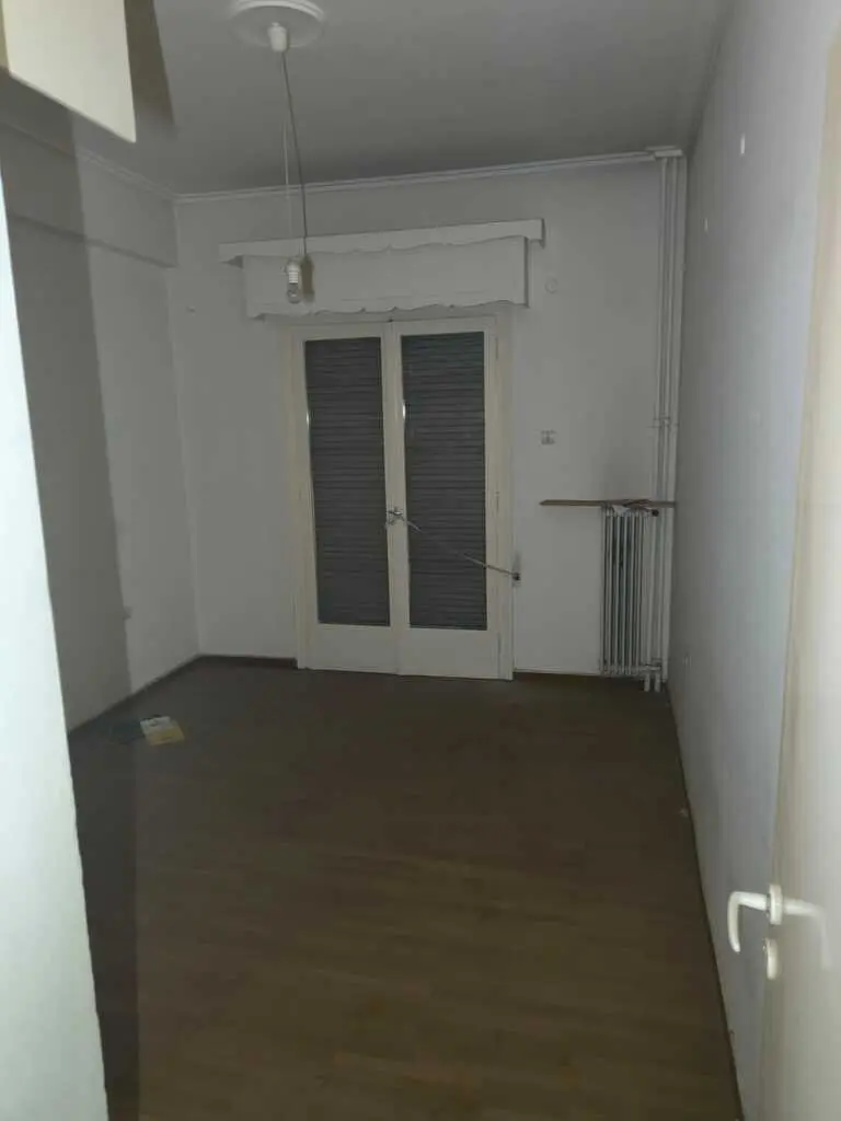Flat 80 M² In Athens