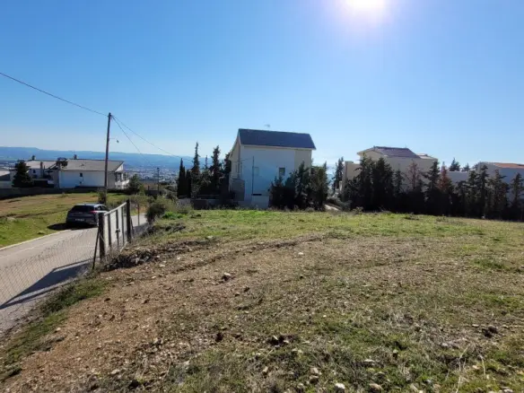 Land Of 3000 M² In The Suburbs Of Thessaloniki