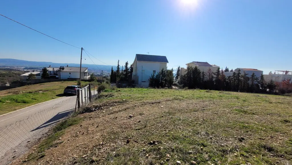 Land Of 3000 M² In The Suburbs Of Thessaloniki