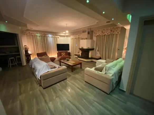 Building Of 500 M² In Kavala Suburbs