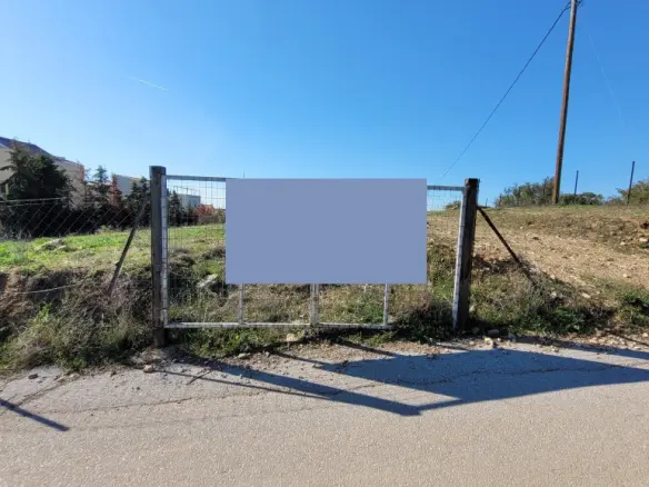 Land Of 3000 M² In The Suburbs Of Thessaloniki