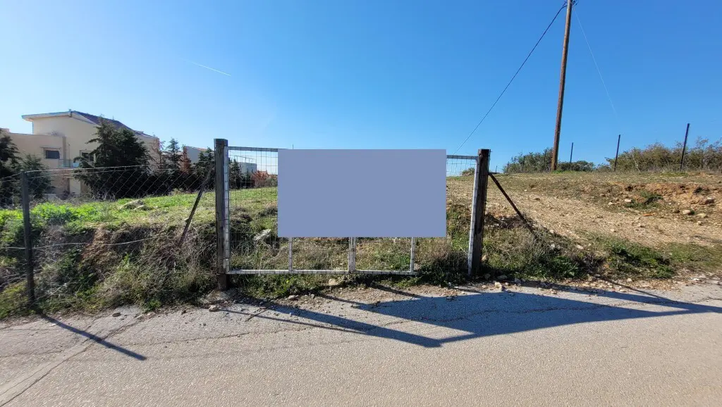 Land Of 3000 M² In The Suburbs Of Thessaloniki