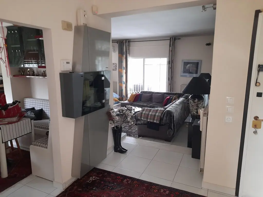 Maisonette Of 250 M² In Thessaloniki