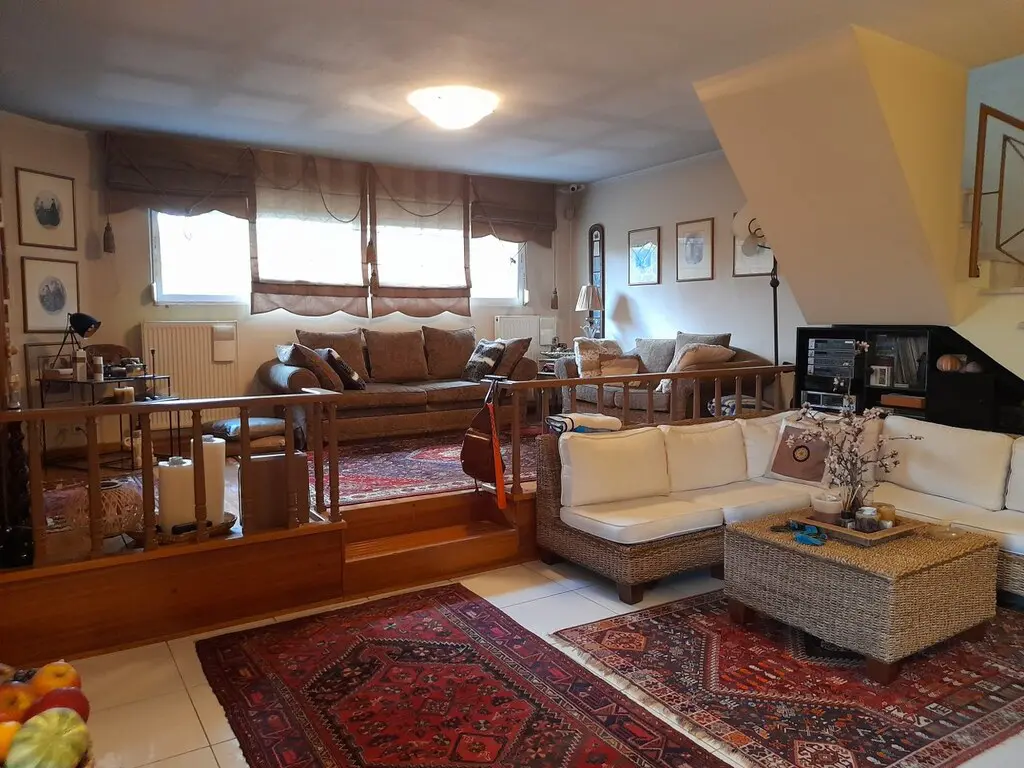 Maisonette Of 250 M² In Thessaloniki