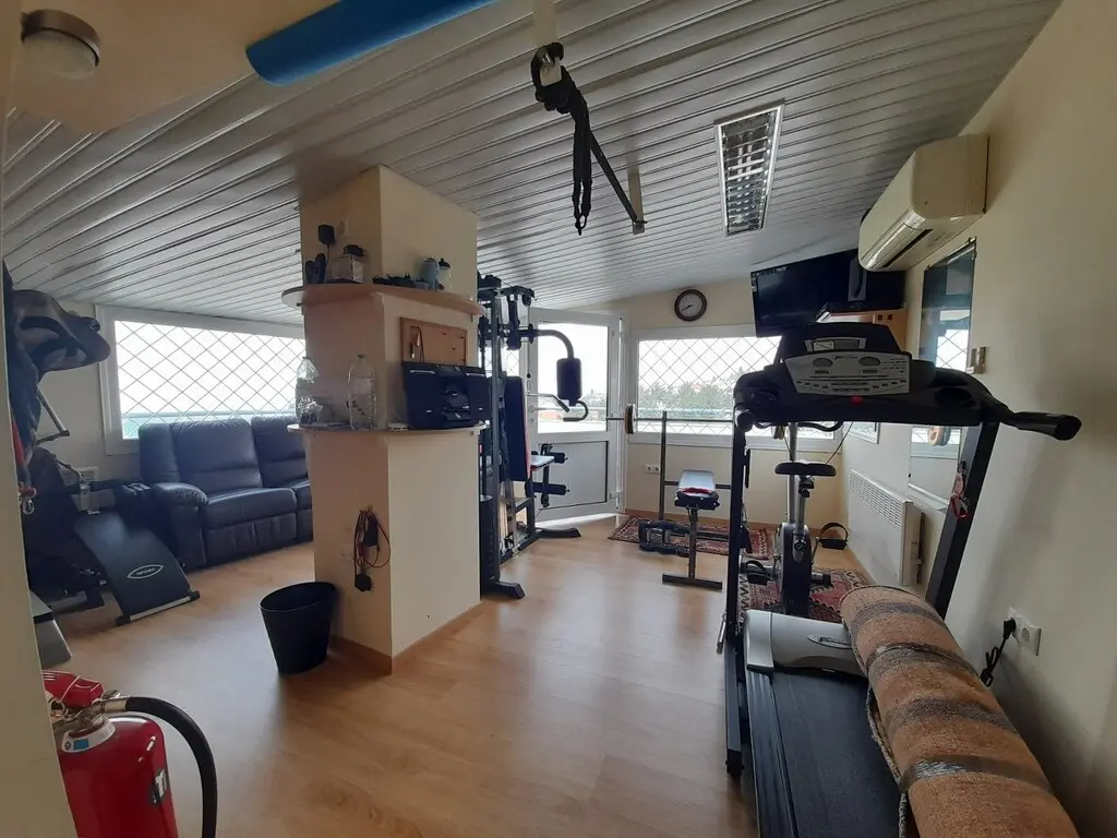 Maisonette Of 250 M² In Thessaloniki