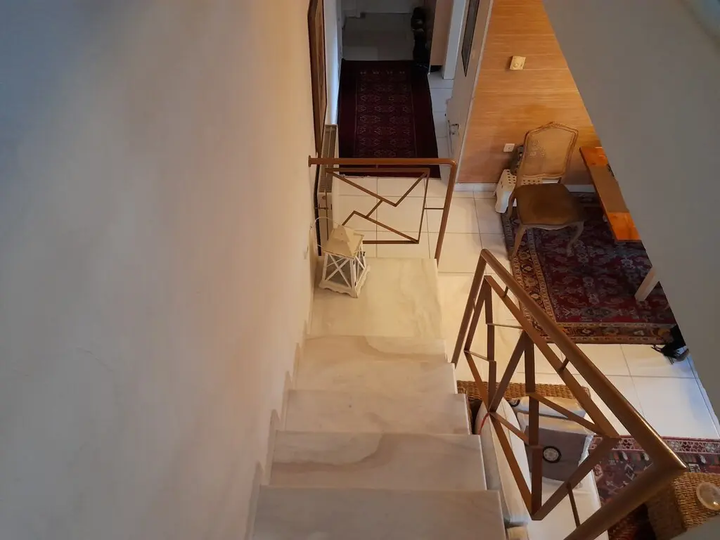 Maisonette Of 250 M² In Thessaloniki