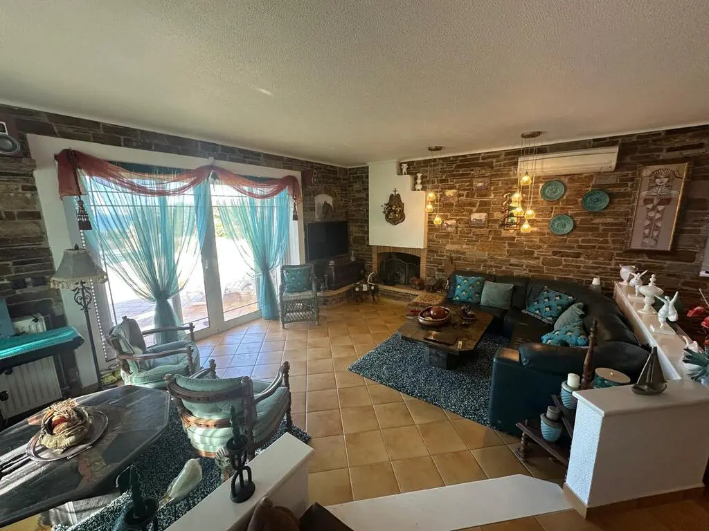Villa Of 165 M² In Attica