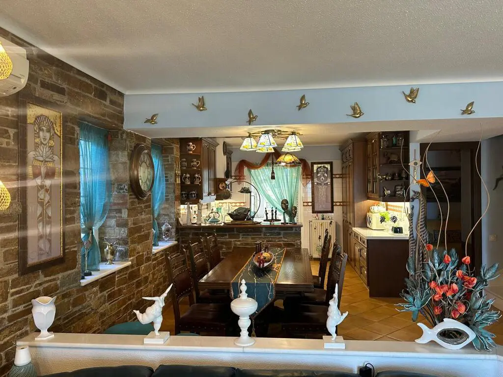Villa Of 165 M² In Attica