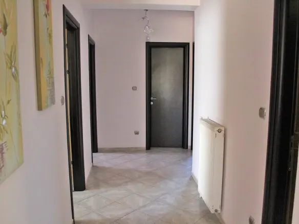 Detached House Of 300 M² In Olympic Coast