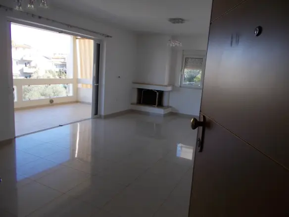 Flat Of 110 M² In Athens