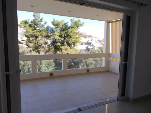 Flat Of 110 M² In Athens