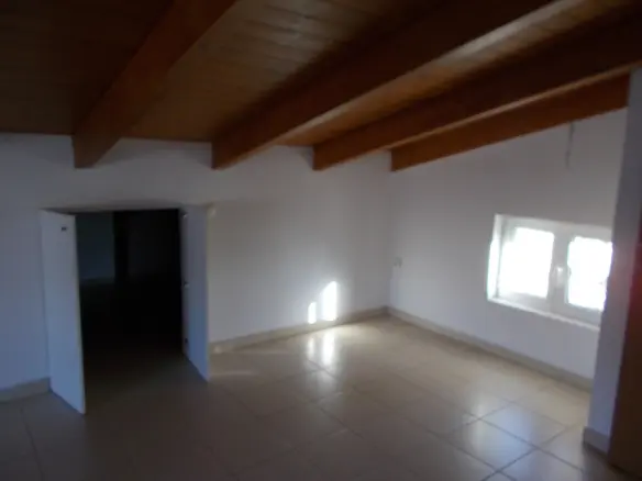 Flat Of 110 M² In Athens