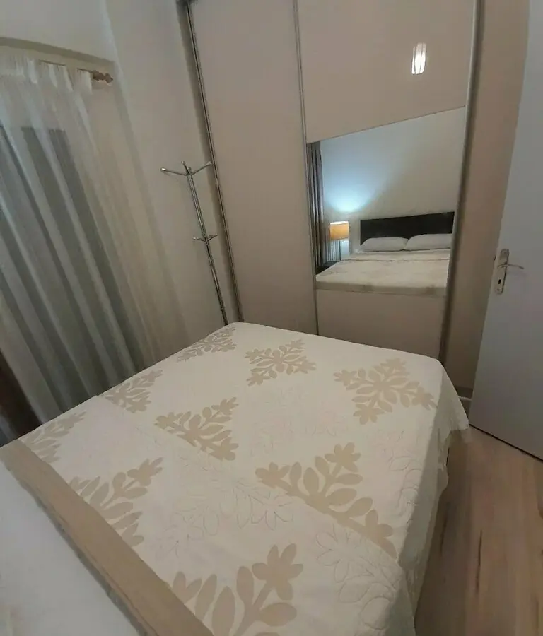 Flat Of 98 M² In Athens