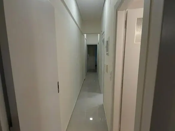 Flat Of 98 M² In Athens