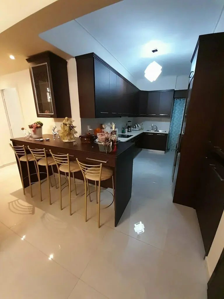 Flat Of 98 M² In Athens