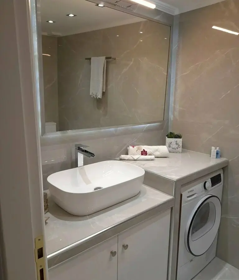 Flat Of 98 M² In Athens